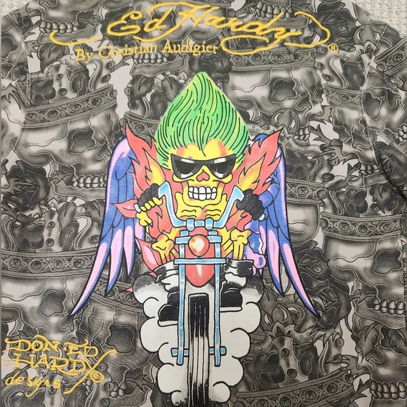Ed Hardy Graphic Sweatshirt with Skull Design - Picture 1 of 13